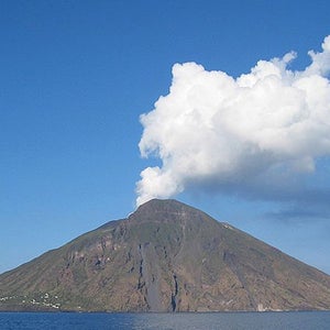volcano volcanoes scream harminic tremor 2009 redoubt washington alaska