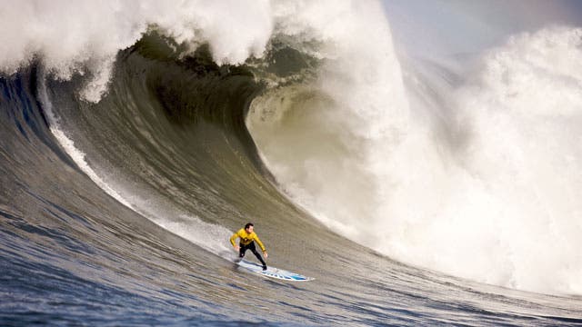 Possible New Big Wave Record Set in Portugal