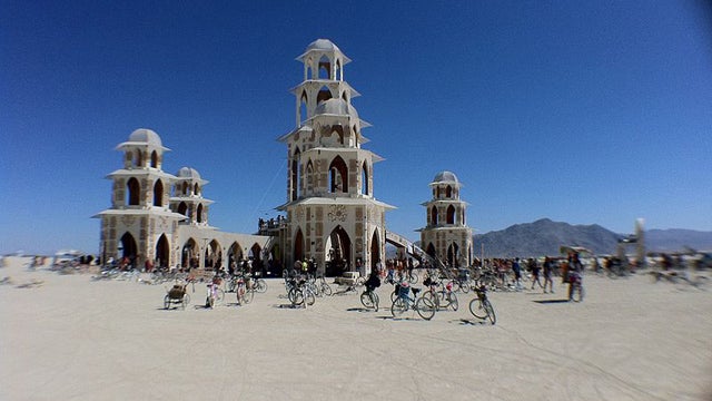 burning man 2013 police nevada presence arrests crack down drugs