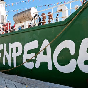 Greenpeace Arctic Sunrise Outside Online Protests