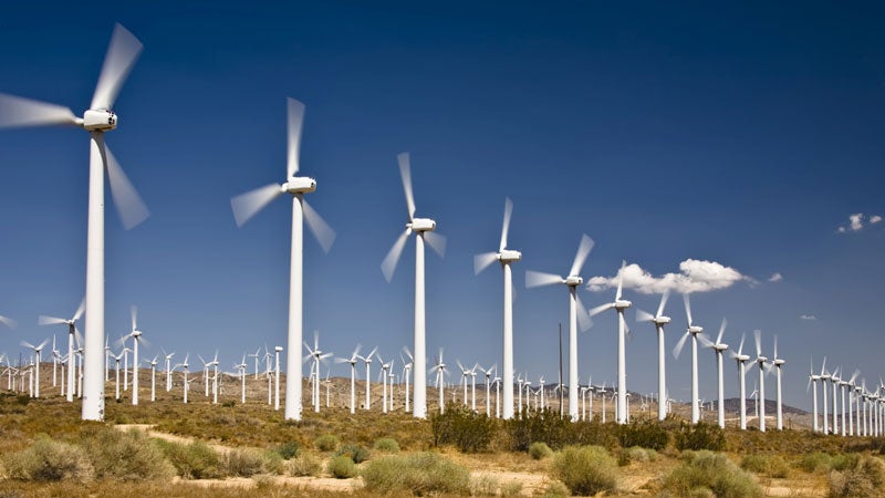 Buffett's MidAmerican buys $1 billion in wind turbines