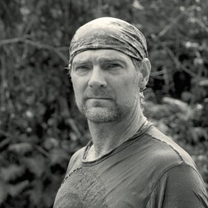 les stroud survivorman bear grylls feud phony advice survival tips portrait black and white naked and afraid fake real