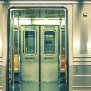 OutsideOnline NYC New York workday commute subway first latest city American a.m.