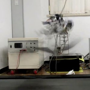 OutsideOnline Raptor Bot Korea KAIST YouTube Korea Advanced Institute of Sci tech robot 46-kilometers per hour Usain Bolt fastest world's bi-pedal running navigate obstacles stable lightweight composite material