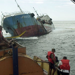 OutsideOnline Galapagos islands oil spill tanker freighter Jessica 2001 San Cristóbal 2014 Ecuador Ecuadorean threat direct rocks swing puncture fuel crude diesel cargo hole