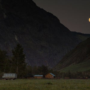 OutsideOnline Russia Putin Moon plans 2030 permanent residence observatory rover 2016 lofty Moonwalker base lunar