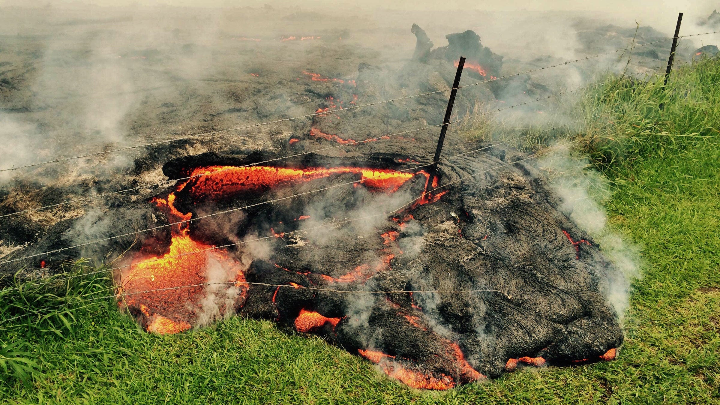 hawaii lava flow volcano big island kilauea evacuation methane