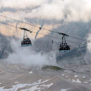 zugspitze slacklining alexander schulz niklas winter germany