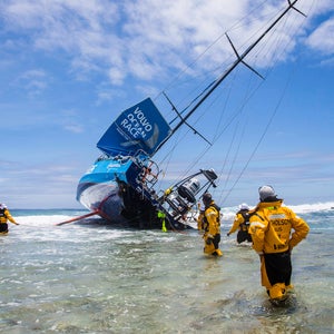 Volvo Ocean Race 2014-15 Team Vestas Wind accident grounded Mauritius shipwreck rescue retrieval