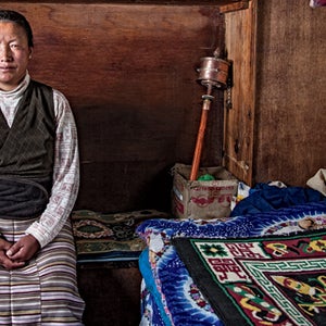 lhamu chhiki widow chhewang nima sherpa death insurance everest guides history deaths brawl uli steck melissa arnot attack fight base campe
