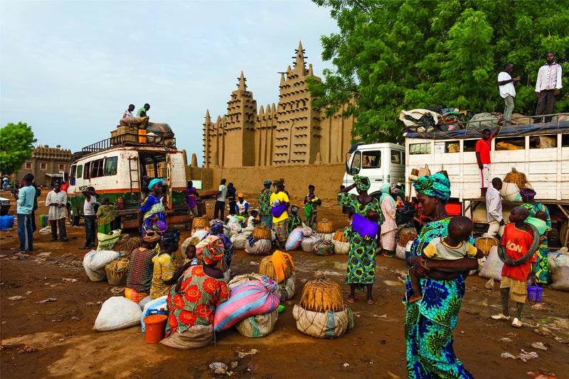 Mali Bamako Timbuktu Mopti Niger river election pooling station vote market people landscape manuscript library books mosque travel village boat Djenné