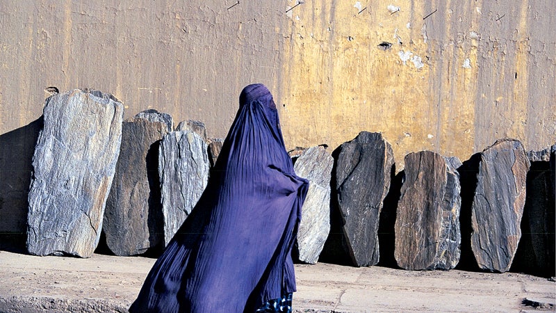 ϳԹ magazine May 2014 Pashtun woman gravestones landays poetry Afghanistan Kabul