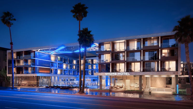 La Shore Hotel Los Angeles Blue night ready for launch