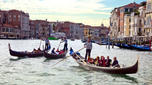 grand canal venice gondola