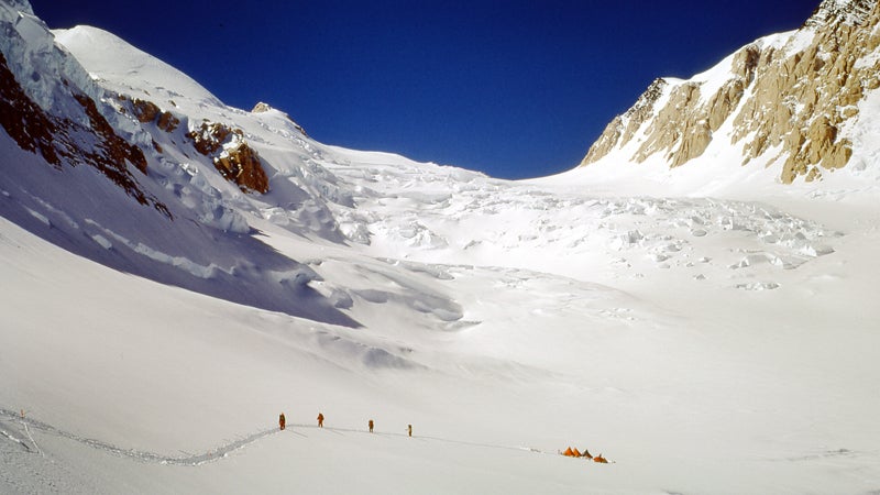 denalis howl alaska denali mountain accident tragedy andy hall mount mckinley