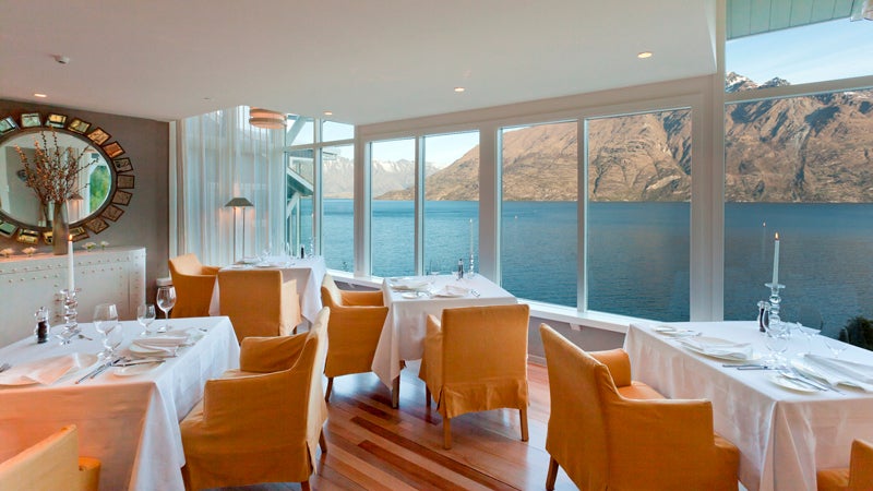 Matakauri Lodge Lake Wakatipu southern alps Queenstown new zealand outside 国产吃瓜黑料 Magazine outside online base camp escapes Milford Sound doubtful sound chris clayton