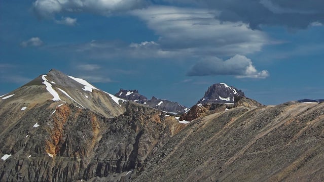 Imogene Pass Run Colorado trail running runners running marathon