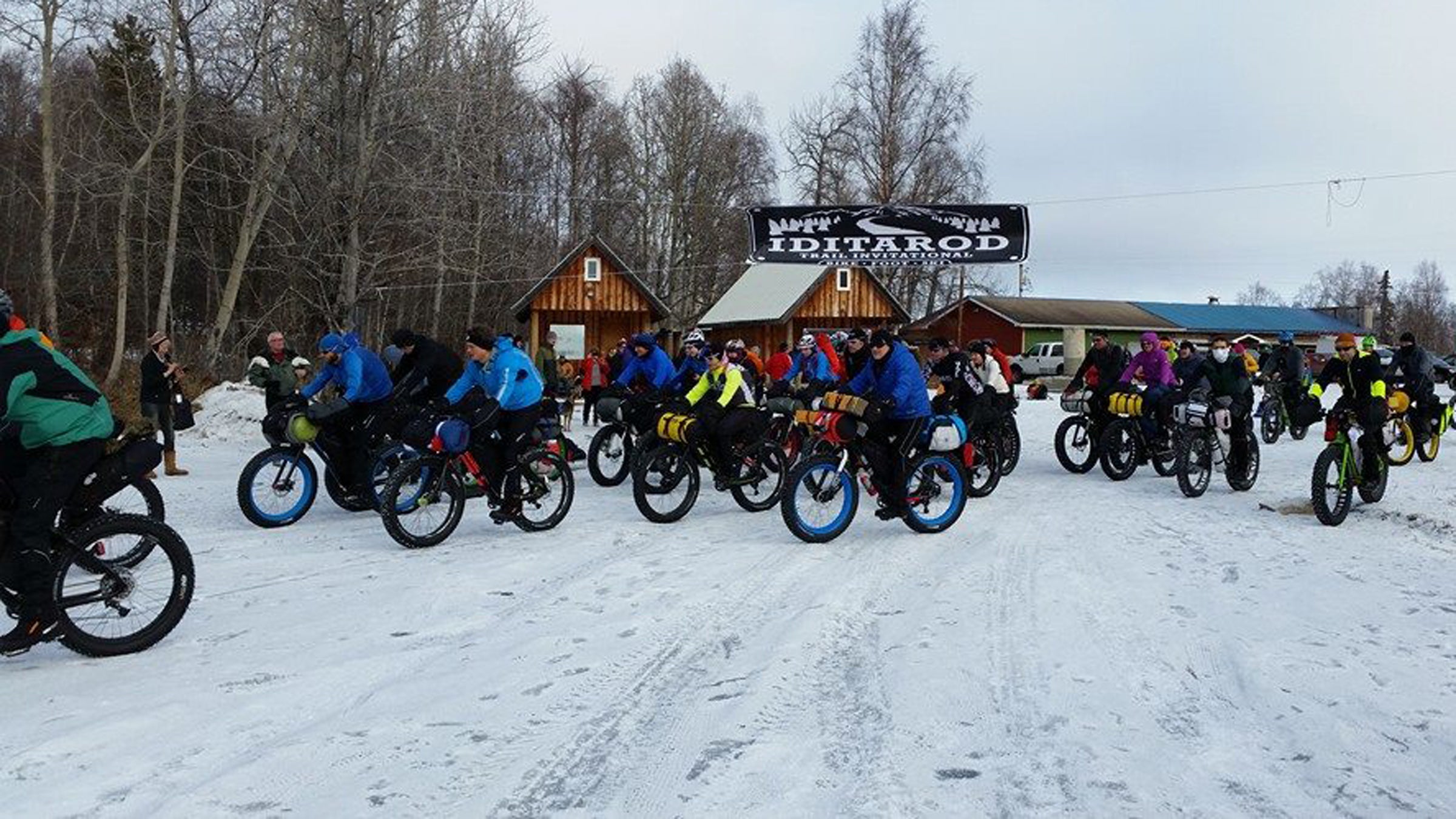 John Lackey covered 350 miles by fat bike faster than any man or dog ever has.