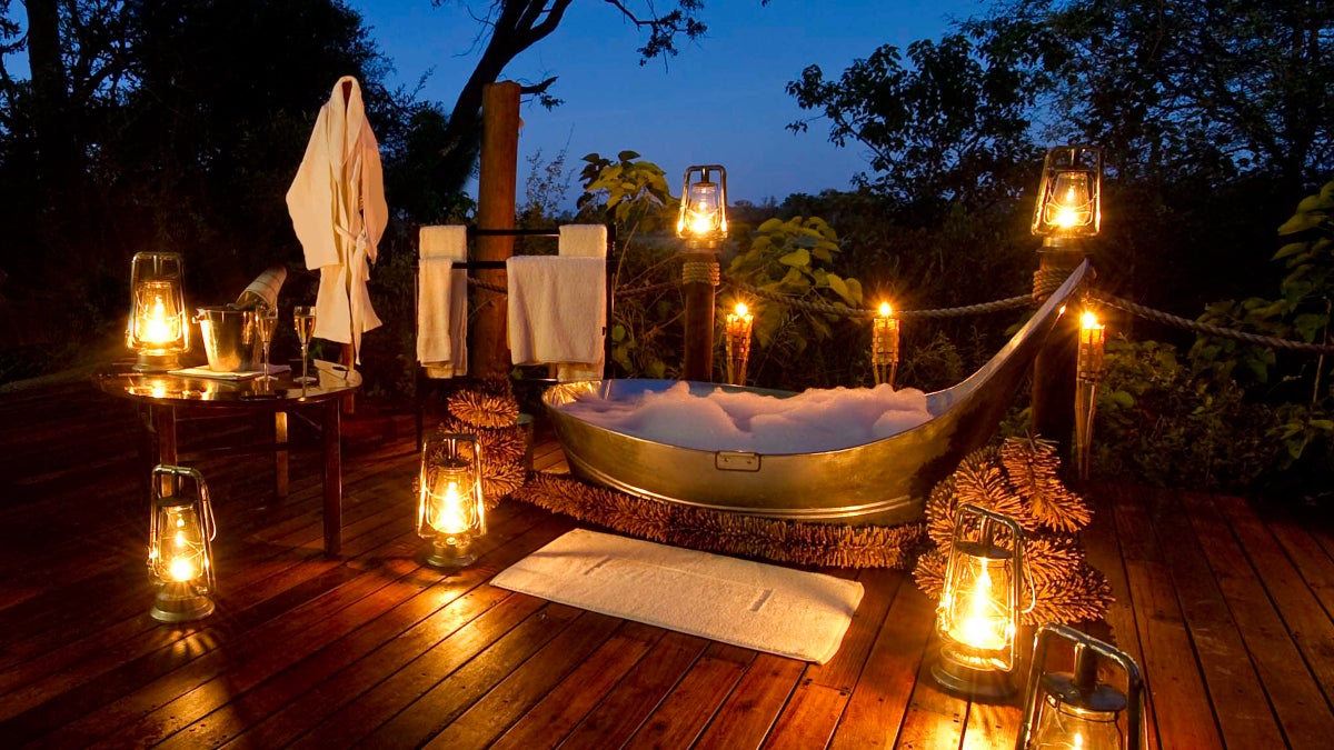 The World’s Best Outdoor Bathtubs