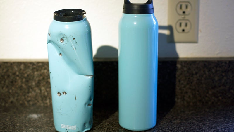 SIGG Hot and Cold Water Bottle 0.5L Teal with Tea Filter